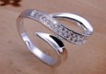 Anillo de Plata Esterlina 925 con Zircones